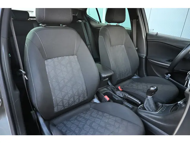 Opel Astra 1.0 Turbo 120 Jaar Edition 2019 Benzine 38