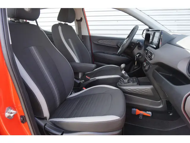 Hyundai i10 1.0 Comfort 2020 Benzine 24