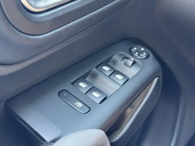 Citroën C5 Aircross 1.2 PureTech Live 2019 Benzine 25