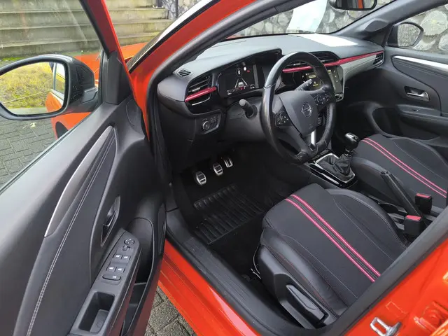 Opel Corsa 1.2 GS Line 2022 Benzine 35