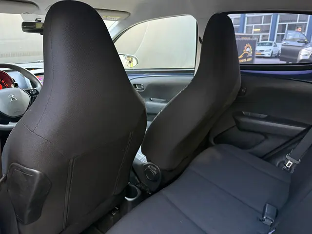 Peugeot 108 1.0 e-VTi Active Scherm 2016 Benzine 25