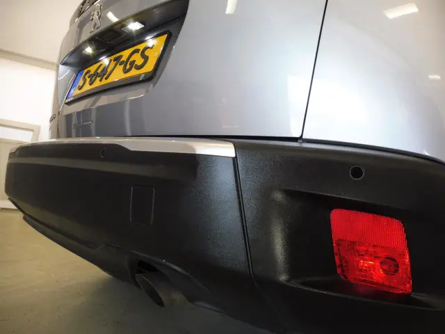 Peugeot 2008 1.2 PureTech Active 2023 Benzine 14