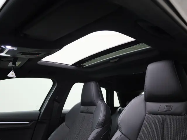 Audi A3 Sportback 35 TFSI/150PK S Line 2025 Benzine 17