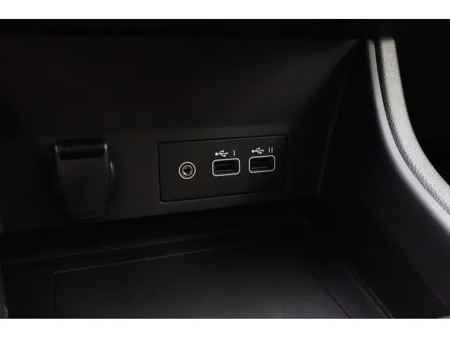 Mitsubishi ASX 1.0 MPI Turbo Intense 2023 Benzine 26