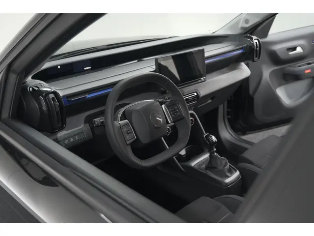 Citroën C3 1.2 Turbo 100pk Plus 2025 Benzine 2