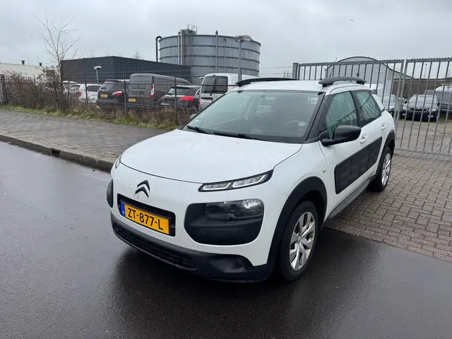 Citroën C4 Cactus 1.2 PureTech Feel 2016 Benzine