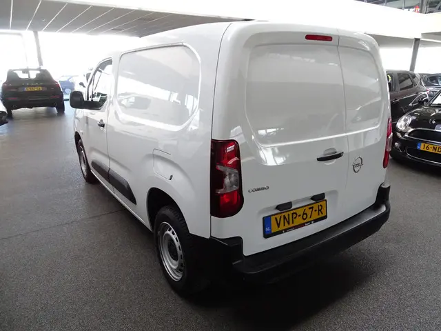 Opel Combo 1.5D L1H1 Edition 2022 Diesel 6
