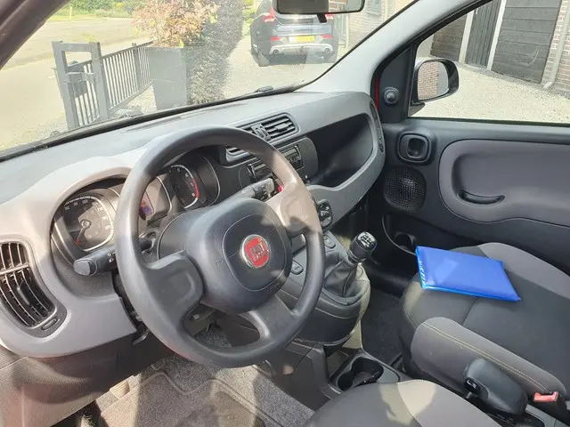 Fiat Panda 0.9 TwinAir Young 2014 Benzine 5