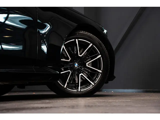 BMW M5 5-serie Touring 2025 Hybride Benzine 26