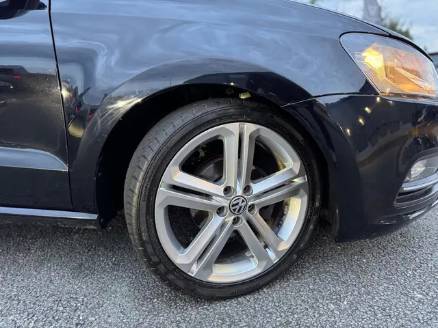 Volkswagen Polo 1.2 TSI Highline 2016 Benzine 21