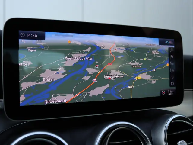 Mercedes-Benz C-Klasse 180 Avantgarde 2020 Benzine 37