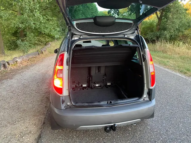 Škoda Roomster 1.2 TSI Ambition 2012 Benzine 44