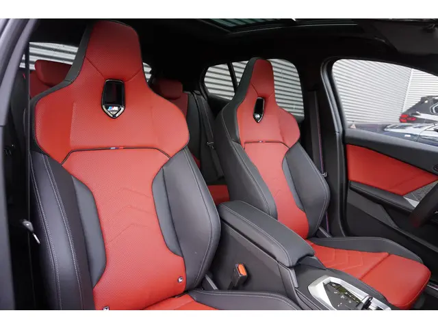 BMW 1 Serie 5-deurs 120 2025 Benzine 11