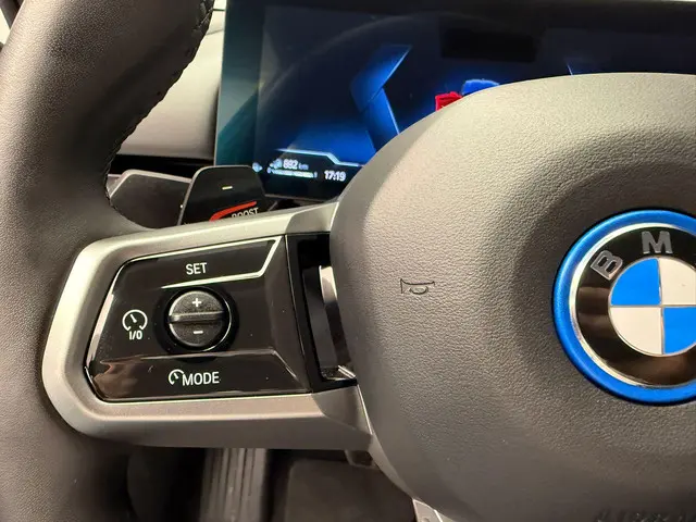 BMW 5 Serie Touring 530e 2024 Hybride Benzine 15