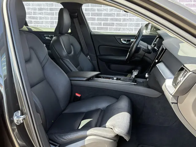 Volvo V60 2.0 T5 Momentum 2019 Benzine 5