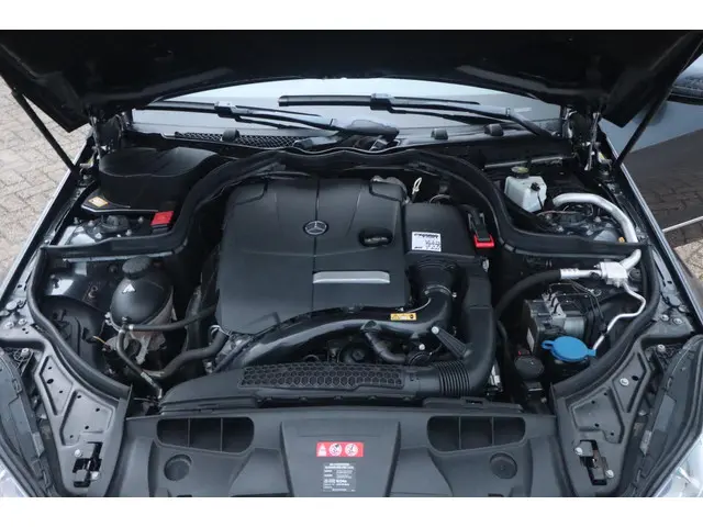 Mercedes-Benz E-Klasse Coupé 200 Ambition 2014 Benzine 20