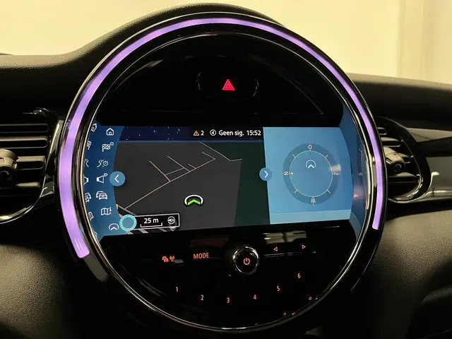 MINI Cooper 1.5 Business Edition 2021 Benzine 23