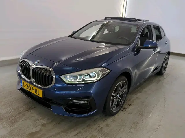 BMW 1 Serie 120i Business Edition Plus 2021 Benzine