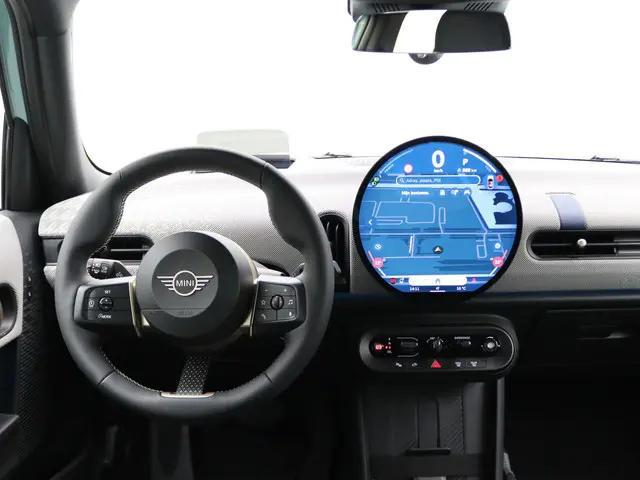 MINI 5-Deurs Cooper S 2025 Benzine 23