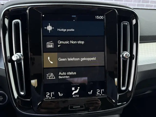 Volvo XC40 1.5 T4 Recharge R-Design 2020 Hybride Benzine 7