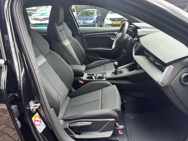 Audi A3 Sportback 35 TFSI Business edition 2020 Benzine 5