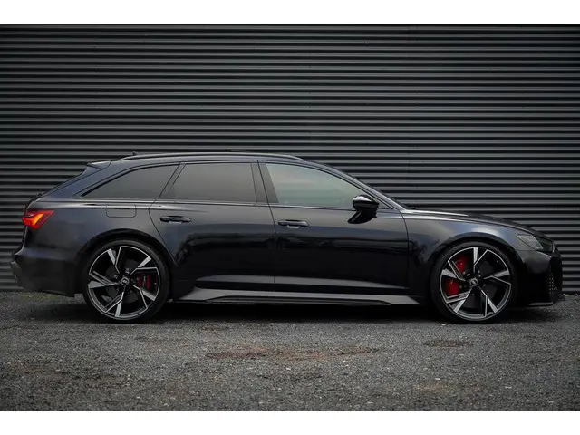 Audi RS6 A6 Avant TFSI quattro 2021 Benzine 13