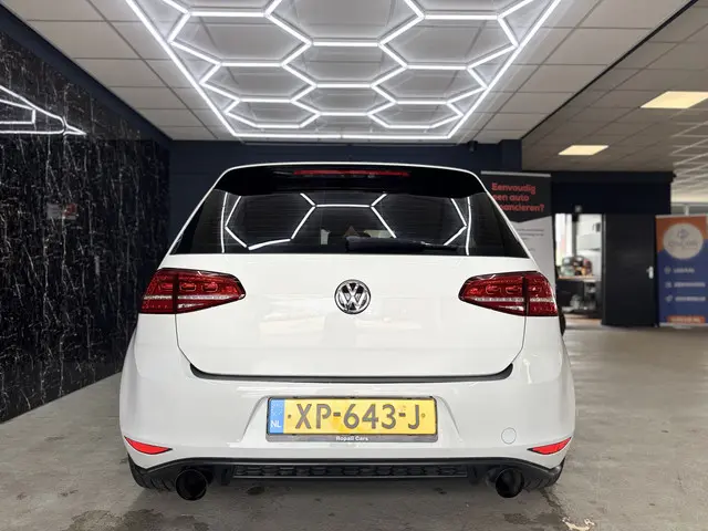 Volkswagen Golf 2.0 GTI 220 PK 2015 Benzine 5