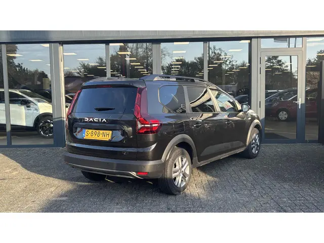 Dacia Jogger 1.0 TCe 110 Expression 7p. 2023 Benzine 2