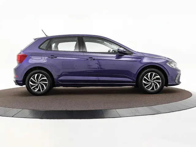 Volkswagen Polo 1.0 TSI 95pk Life 2023 Benzine 23