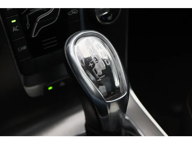 Volvo V40 Cross Country 1.6 T4 Summum 2013 Benzine 42