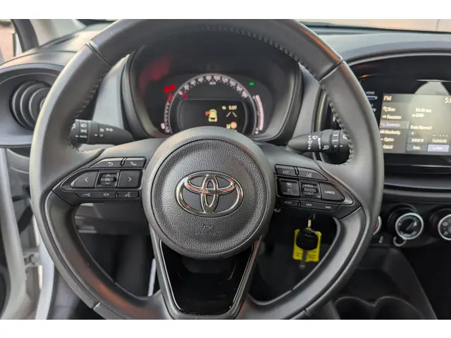 Toyota Aygo X 1.0 VVT-i MT Play 2024 Benzine 13