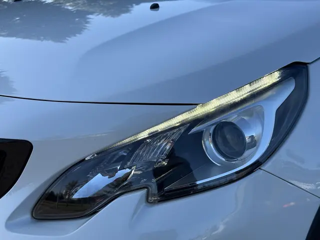 Peugeot 2008 1.2 PureTech GT-line 2016 Benzine 27