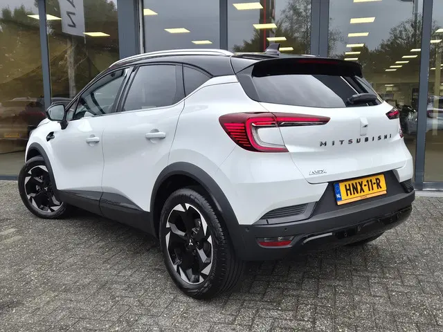 Mitsubishi ASX 1.3 DCT First Edition 2025 Benzine 6