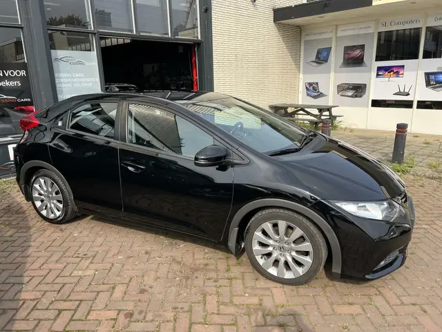 Honda Civic 1.8 Sport automaat trekhaak 2013 Benzine 4