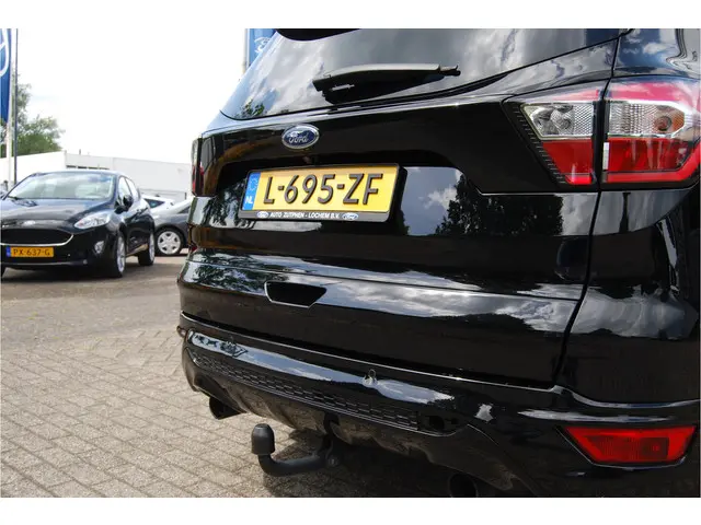Ford Kuga 1.5 EcoBoost 150PK ST Line 2018 Benzine 5