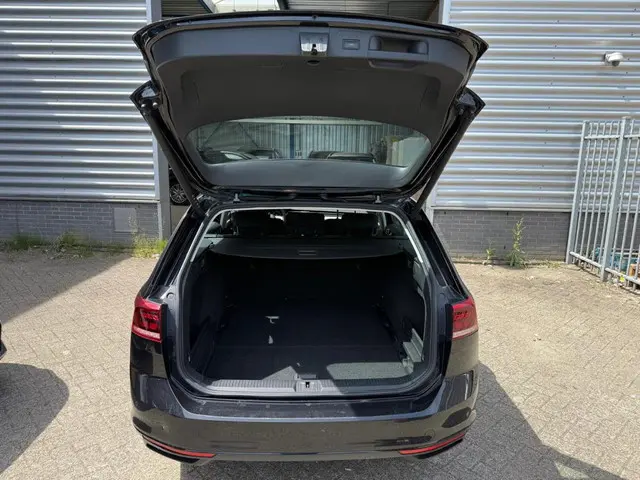 Volkswagen Passat Variant 1.5 TSI Business 2021 Benzine 13
