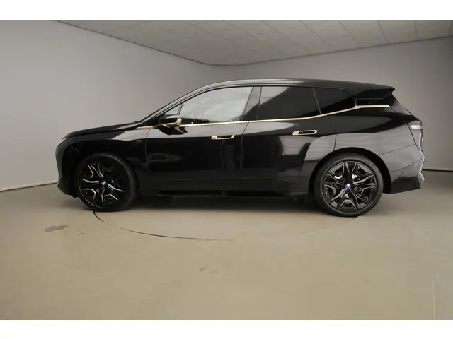 BMW iX M60 2023 Elektrisch 2