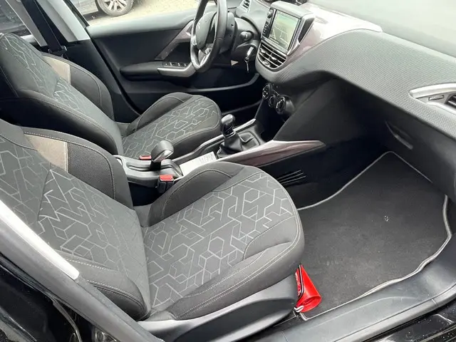 Peugeot 2008 Navi, Cruise, Airco, Startklaar ! 2015 Benzine 13