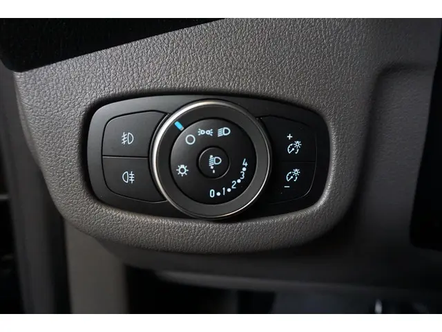 Ford Transit Connect 1.5 EcoBlue L1 Trend 2023 Diesel 12