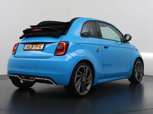 Abarth 500e Cabrio Turismo Scorpion 2023 Elektrisch 5