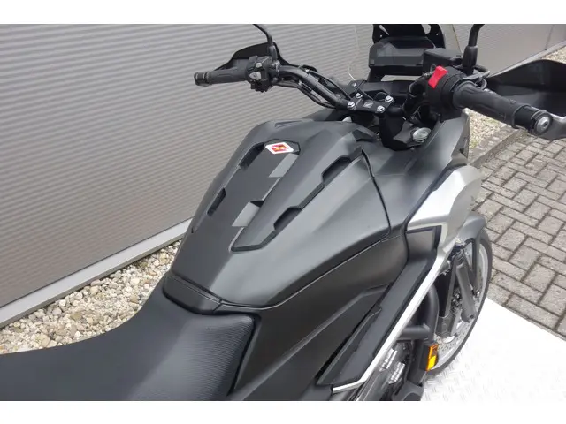 Honda NC 750 X ABS 2016 Benzine 25