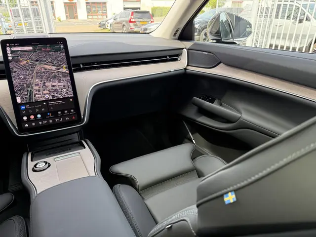 Volvo EX90 Single Motor Plus 7p. 104 kWh 2025 Elektrisch 19