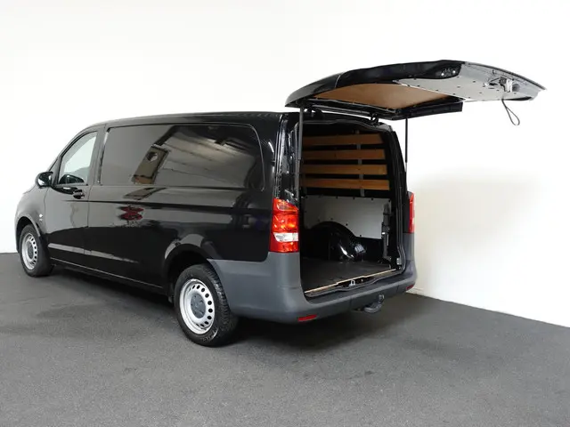 Mercedes-Benz Vito Lang 2021 Diesel 34
