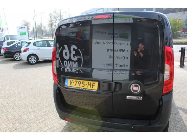 Fiat Doblò Cargo 1.3 MJ L1H1 Actual 2017 Diesel 7