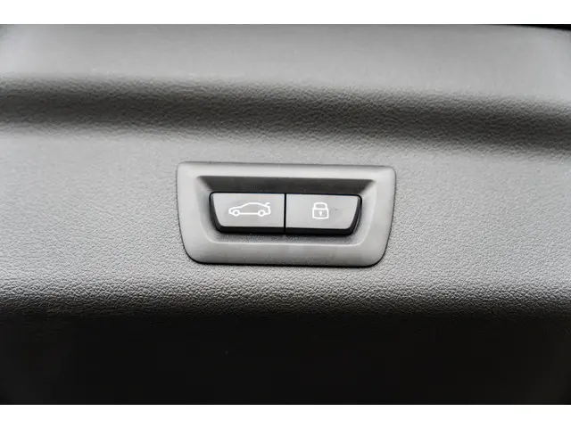 BMW iX1 IX1 xDrive30 2024 Elektrisch 32