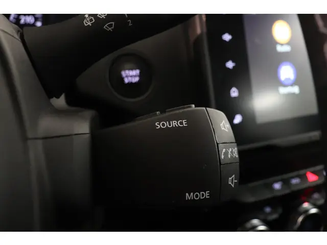 Dacia Duster 1.3 TCe 150 Prestige 2021 Benzine 33