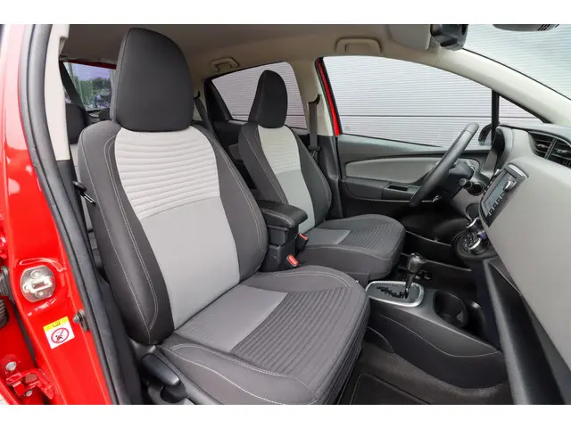 Toyota Yaris 1.5 Hybrid Dynamic 2019 Hybride Benzine 11