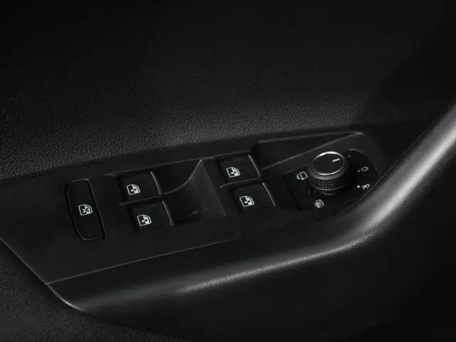 Volkswagen Polo 2.0 TSI GTI Automaat 2024 Benzine 11