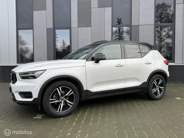 Volvo XC40 1.5 T3 R-Design ACC|Nav|Pano| 2019 Benzine 3