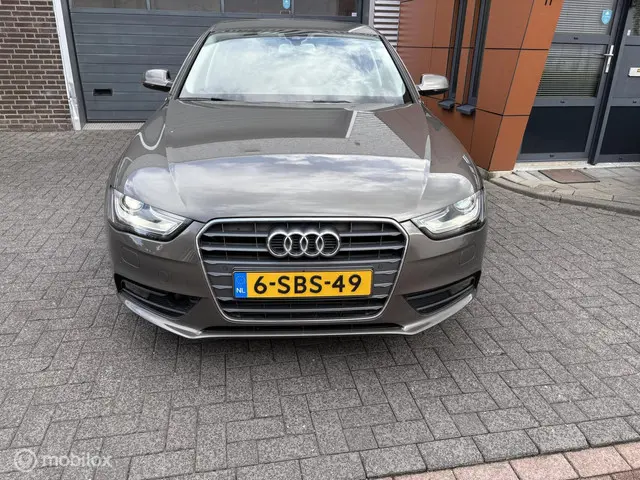 Audi A4 Limousine 1.8 TFSI Business Edition 2013 Benzine 5